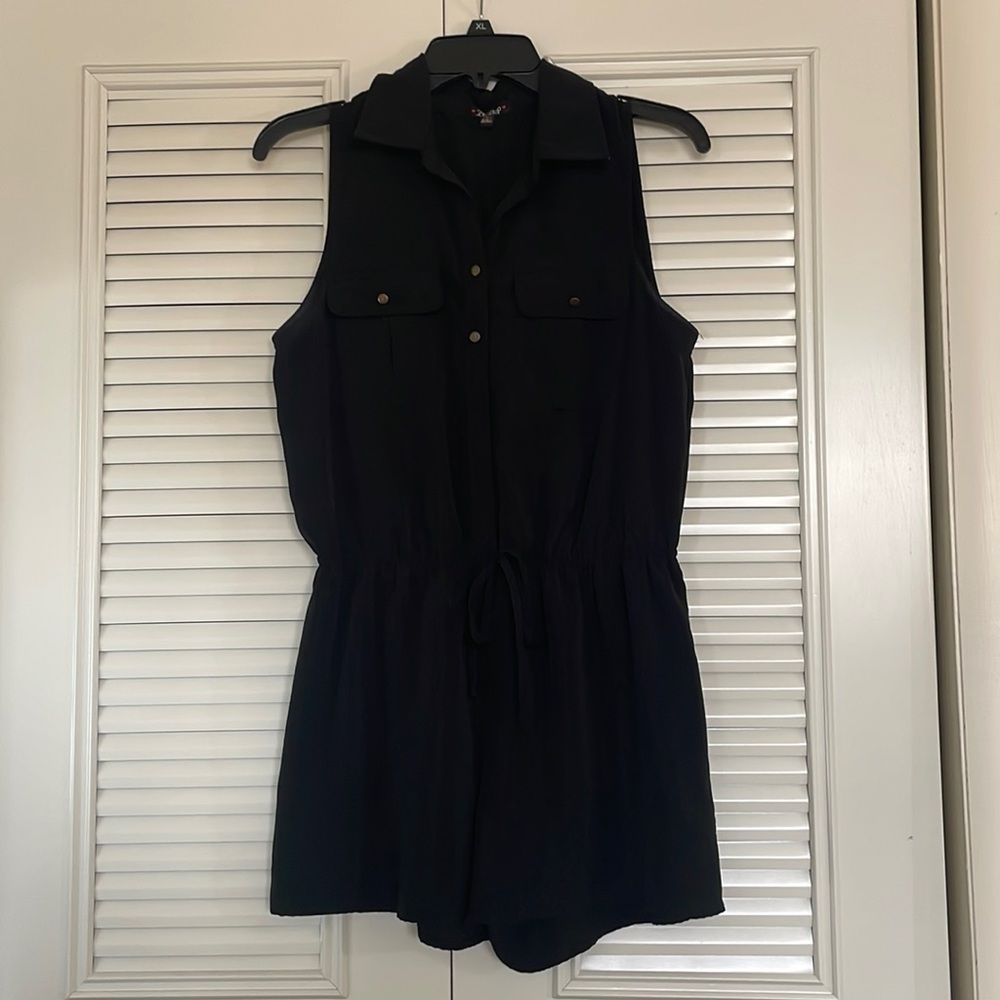 Black sleeveless romper with collar